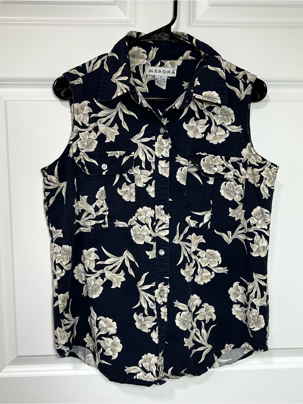 Merona 100% Cotton Navy Floral Button-Up Cotton Tank Women’s Medium